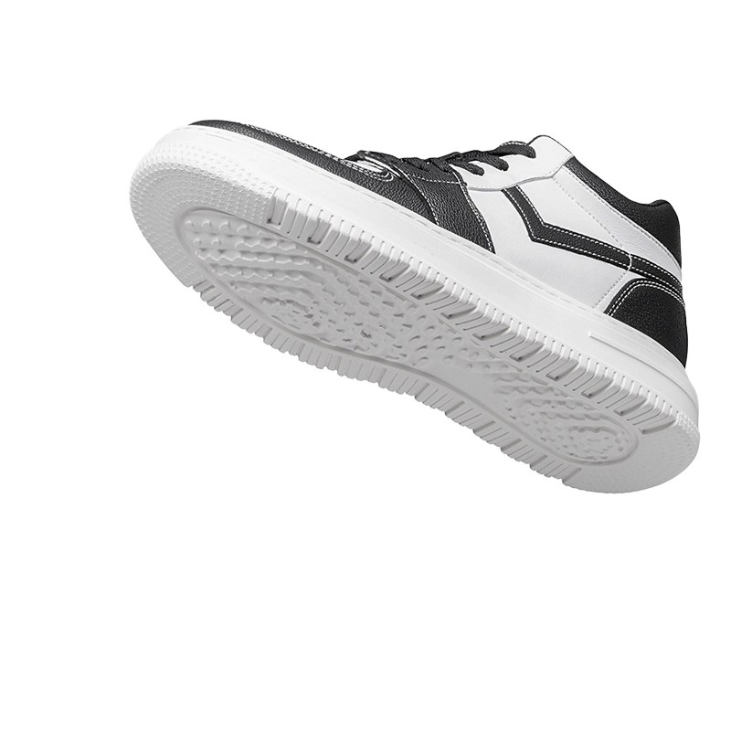 Levante Drift Up elevator shoe sole on a clean white background